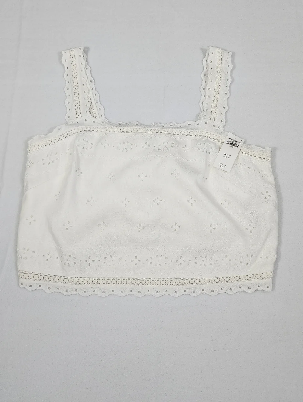 Abercrombie & Fitch NWT White Eyelet Lace Crop Tank Top Large - Picture 2 of 10